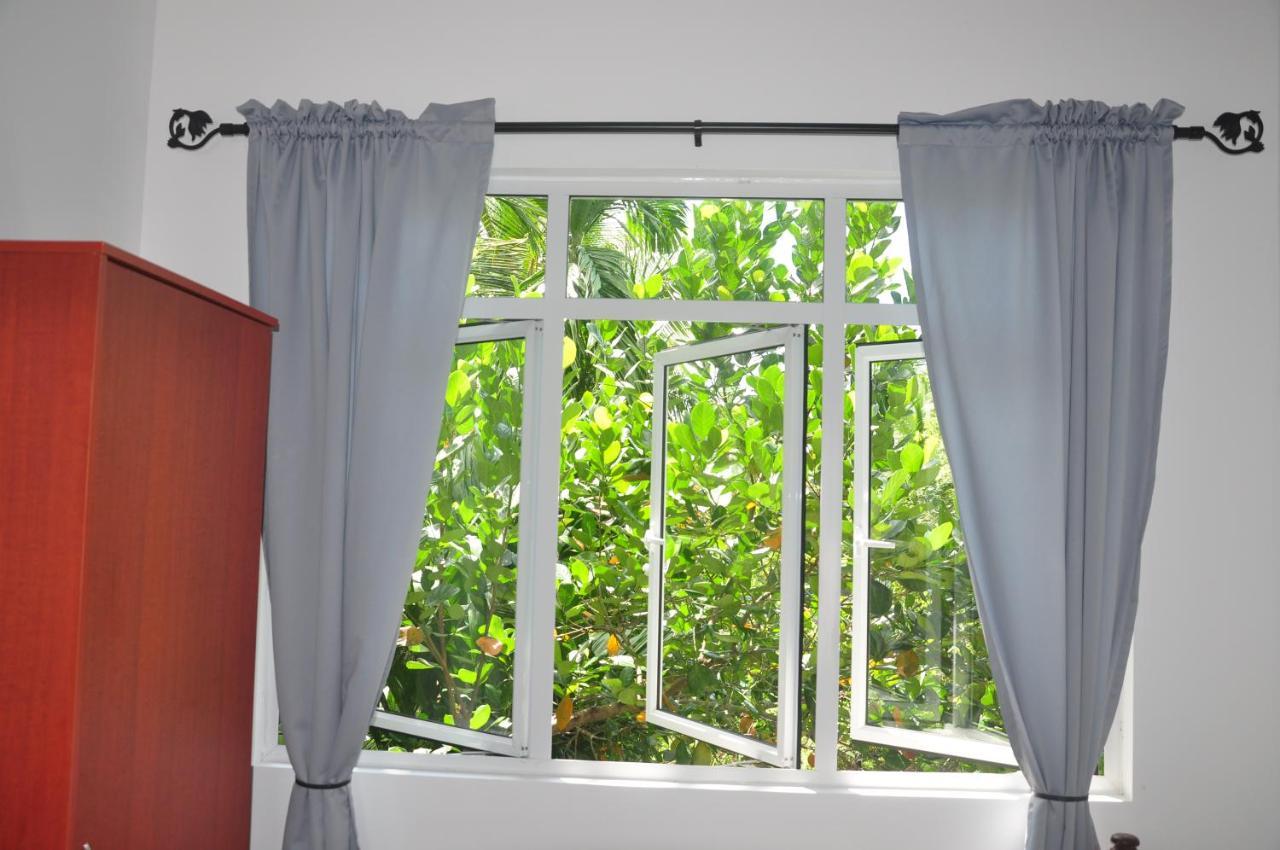 Bed and Breakfast Jungle Fence à Bentota Extérieur photo